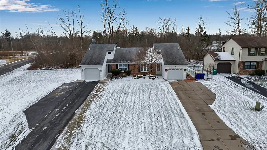 4385 Twilight Lane, Hamburg, NY 14075 - Image #2