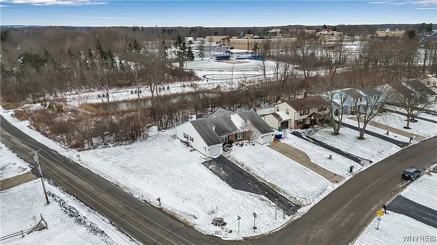 4385 Twilight Lane, Hamburg, NY 14075 - Image #3