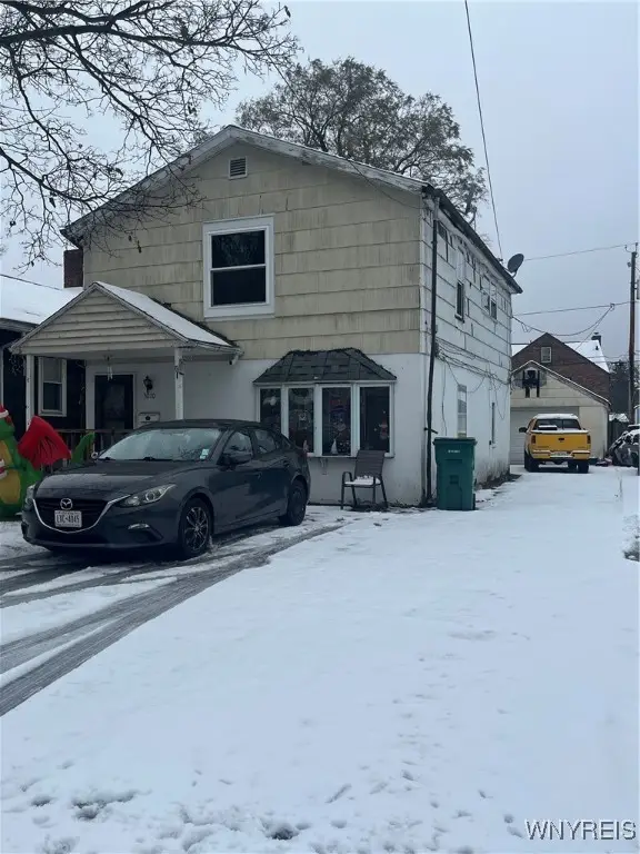 3010 Mckoon Avenue, Niagara Falls, NY 14305 - Image #2