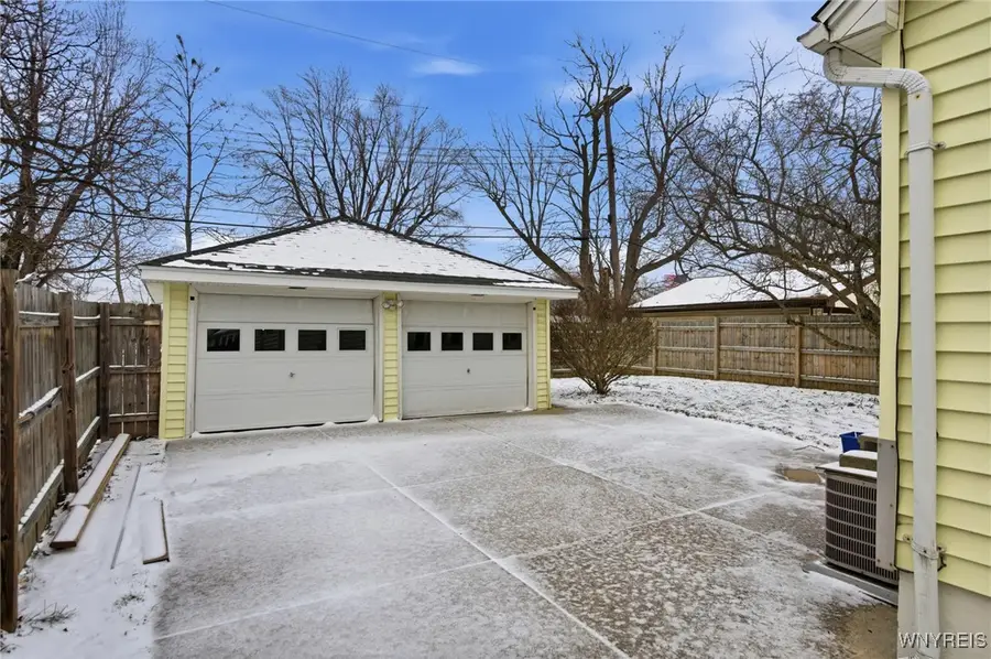 23 Edmund Street, Buffalo, NY 14227 - Image #3