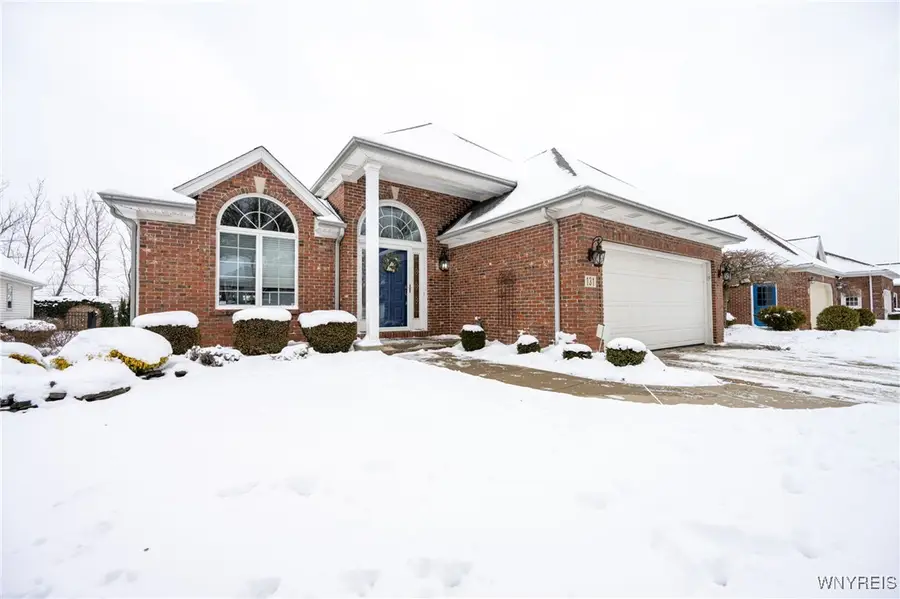 131 Thamesford Court, Williamsville, NY 14221 - Image #2