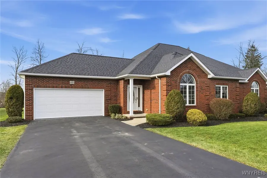 4883 Waterford Place, Lockport, NY 14094 - Image #3