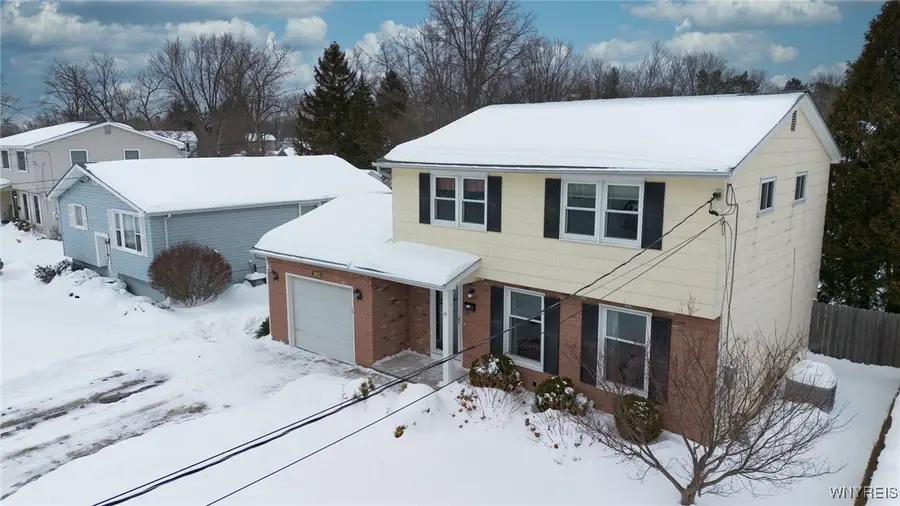 5035 Clarice Drive, Hamburg, NY 14075 - Image #3