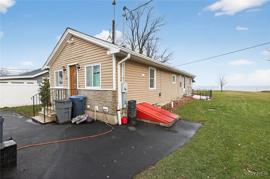 2125 Lake Road, Youngstown, NY 14174 - Image #2