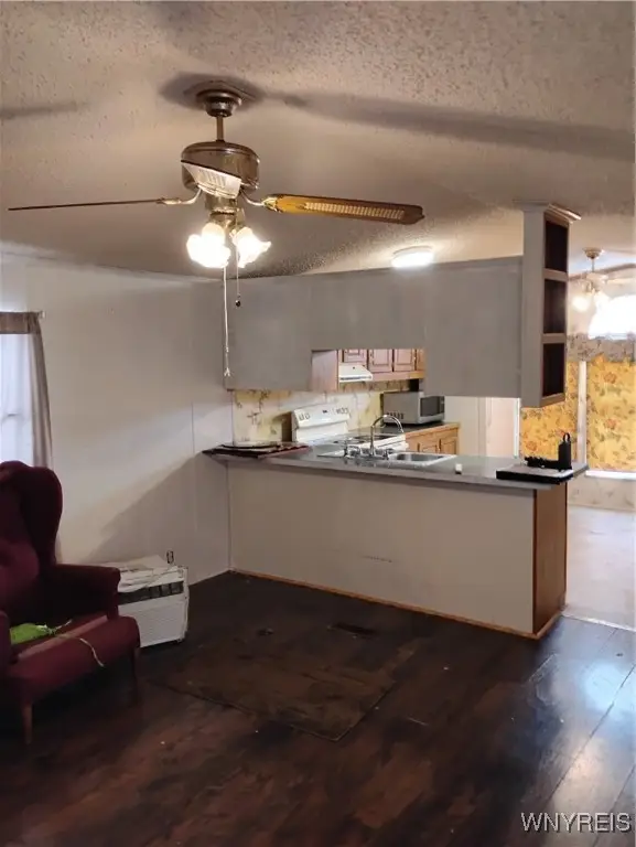 14 Van Wyck Street, Buffalo, NY 14219 - Image #3