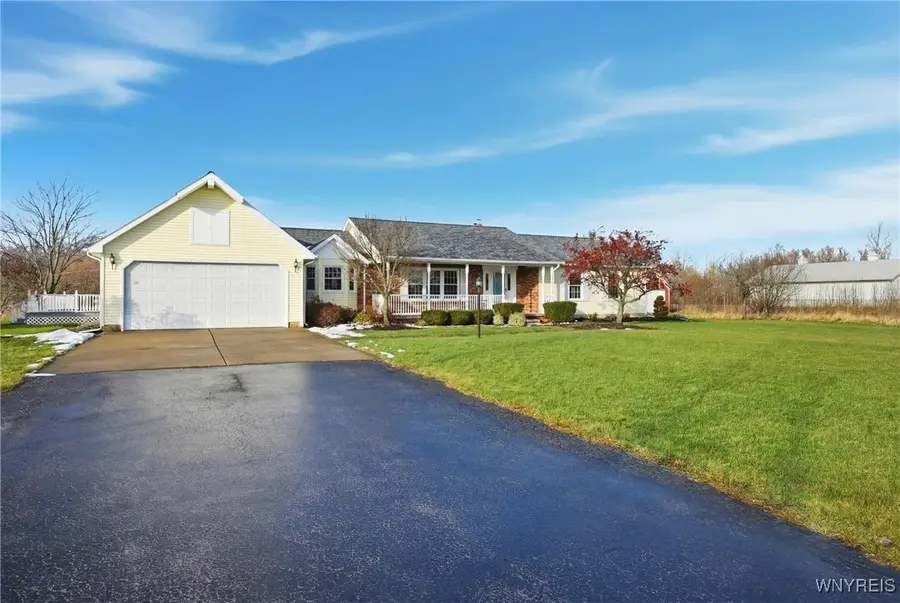 4430 Baer Road, Ransomville, NY 14131 - Image #2