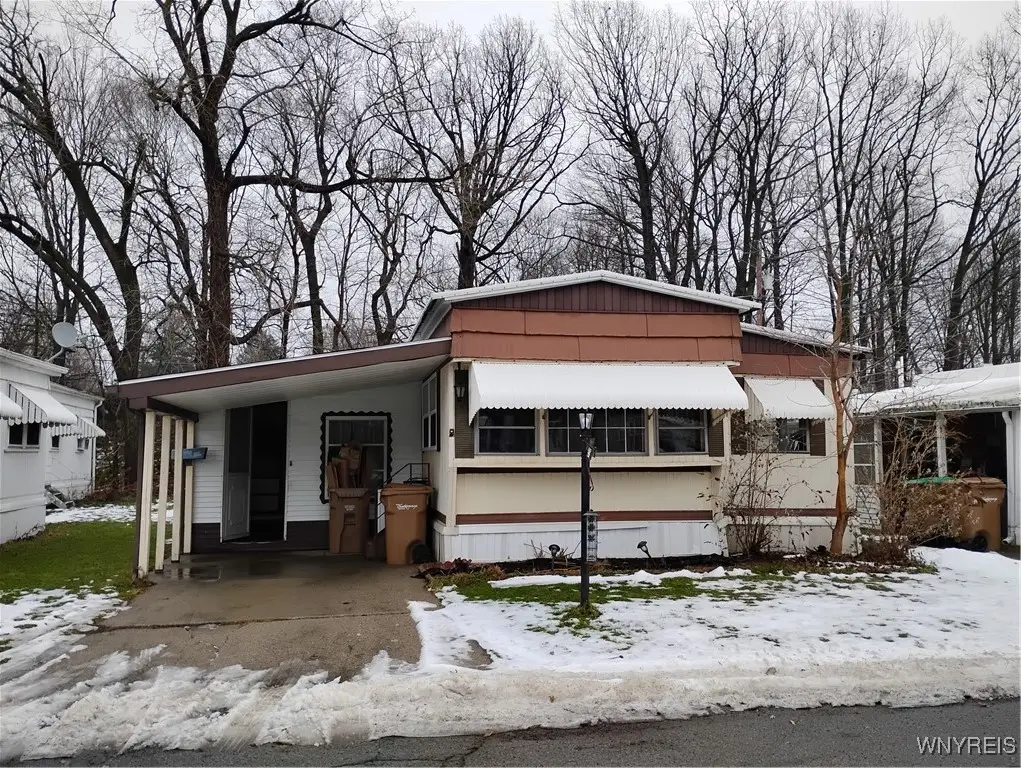 53 Carefree Lane, Buffalo, NY 14227 - Image #1