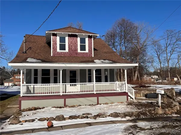 8 Rix Place, Silver Creek, NY 14136