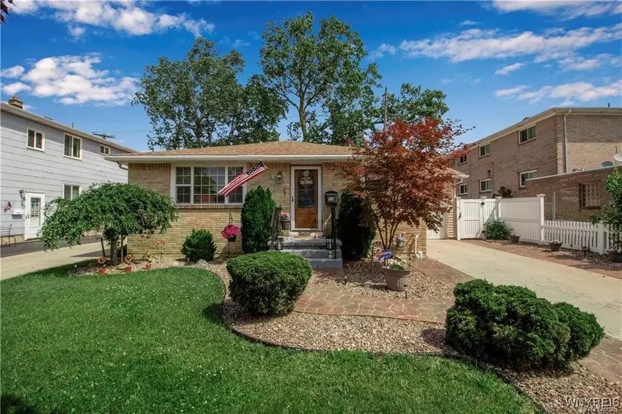 17 Fath Drive, Cheektowaga, NY 14225 - Image #3