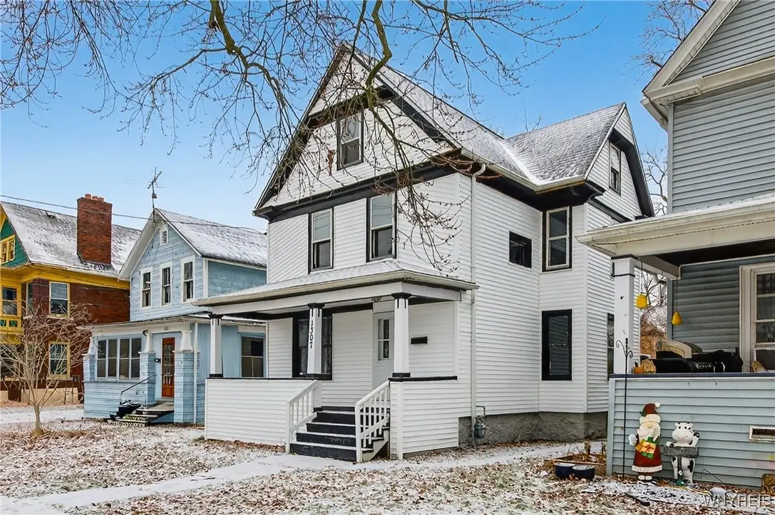 1307 Niagara Avenue, Niagara Falls, NY 14305 - Image #1