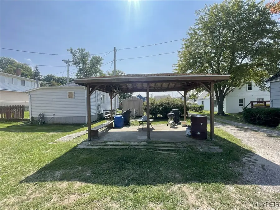 5843-5845-5847 Ontario Street, Olcott, NY 14126 - #3