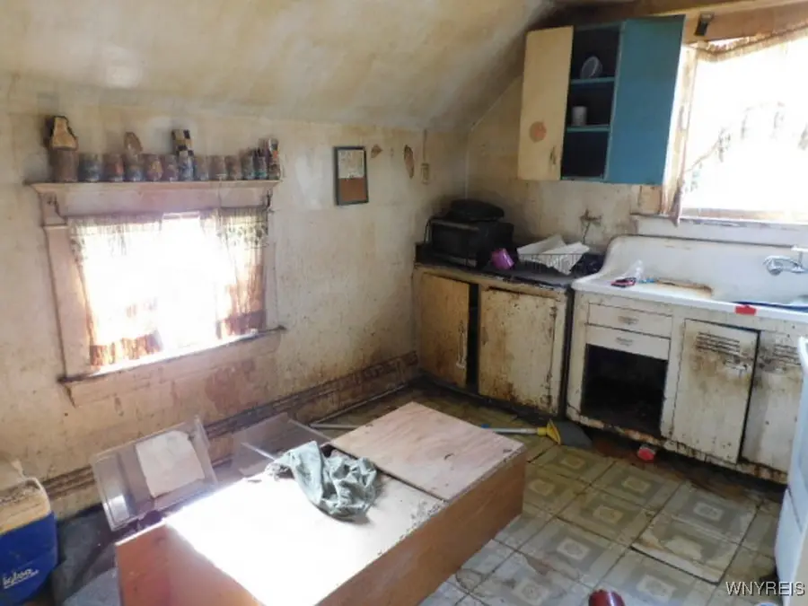 2762 West Avenue, Newfane, NY 14108 - Image #2