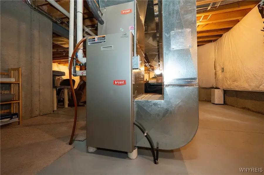 7165 Creekbend Drive, North Tonawanda, NY 14120 - #2