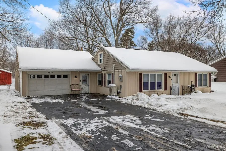 5536 Townline Road, Sanborn, NY 14132 - Image #2