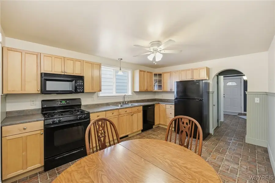 186 Crowley Avenue, Buffalo, NY 14207 - Image #2