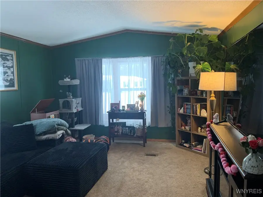 1079 Northwood Drive, Derby, NY 14047 - Image #3