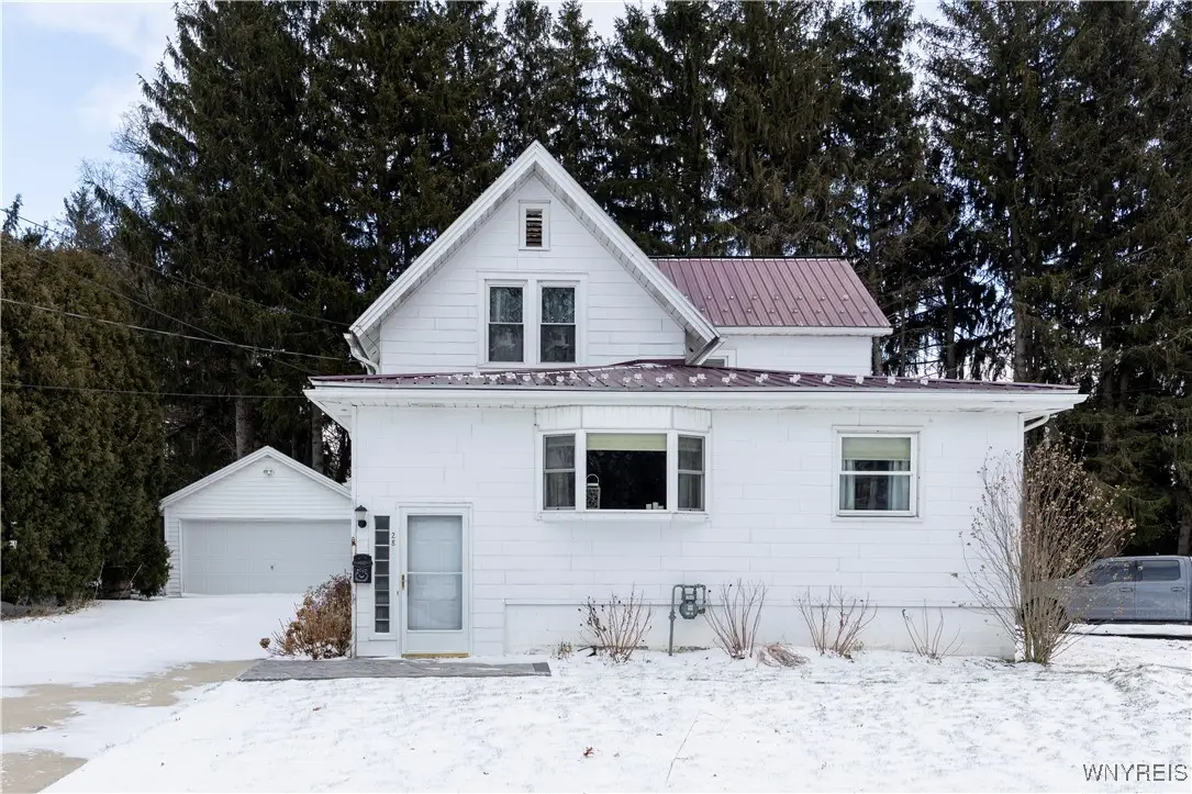 28 N Davis Street, Orchard Park, NY 14127 - Image #1