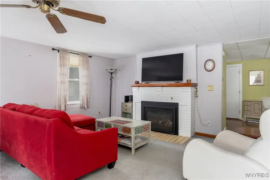 28 N Davis Street, Orchard Park, NY 14127 - Image #2