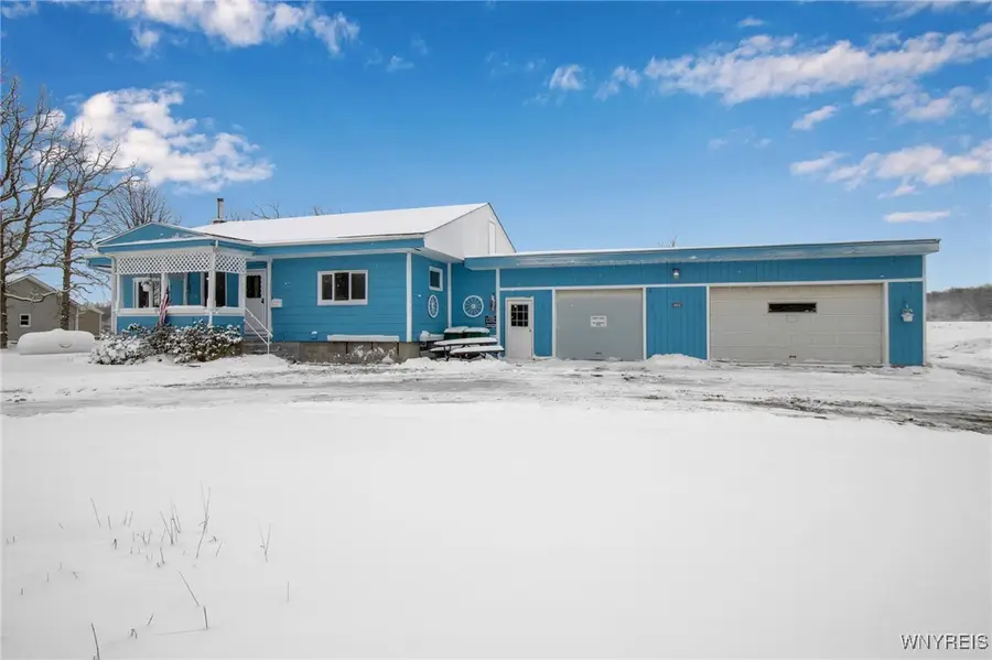 5358 Murphy Road, Lockport, NY 14094 - Image #2