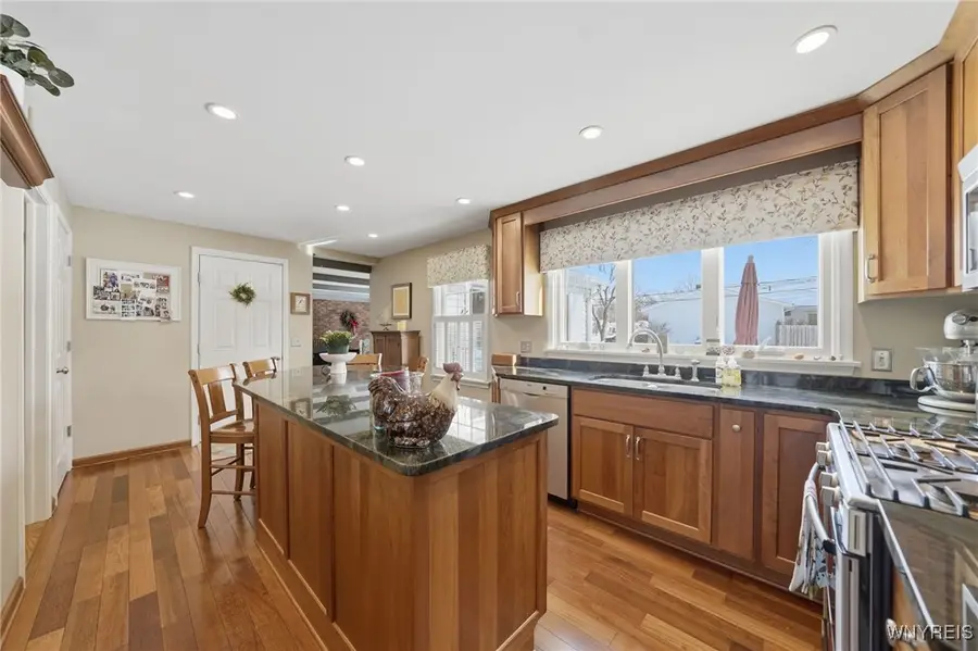 146 Bridle Path, Williamsville, NY 14221 - Image #3