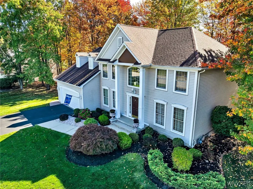 15 Brentwood Common, Orchard Park, NY 14127 - Image #1