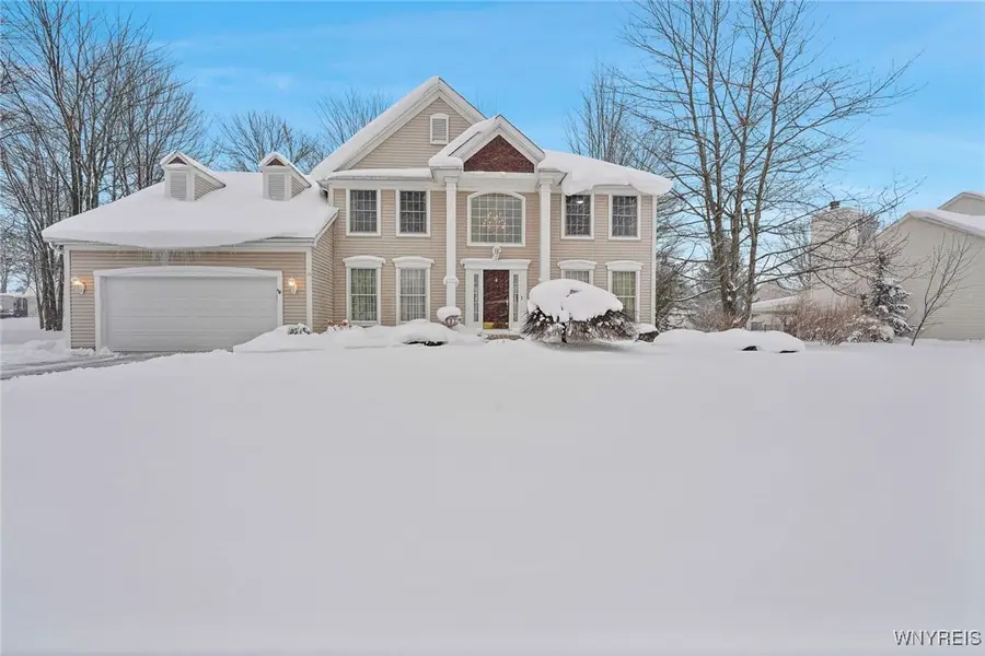 15 Brentwood Common, Orchard Park, NY 14127 - Image #2