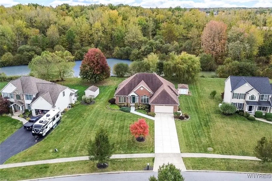 1372 Majestic Woods Drive, Grand Island, NY 14072 - #3