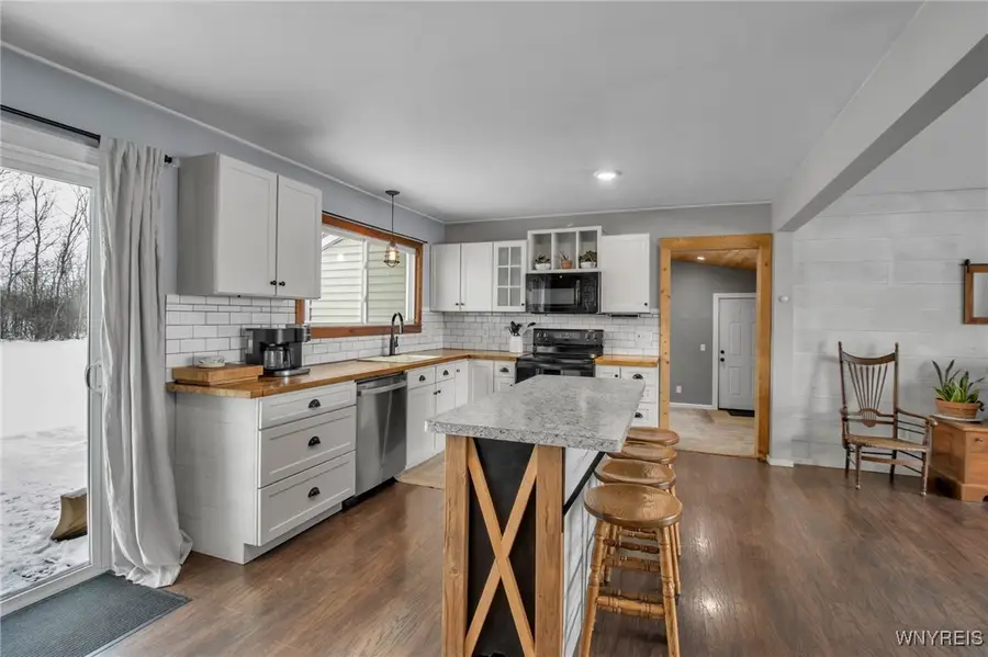 3346 Ewings Road, Lockport, NY 14094 - Image #3