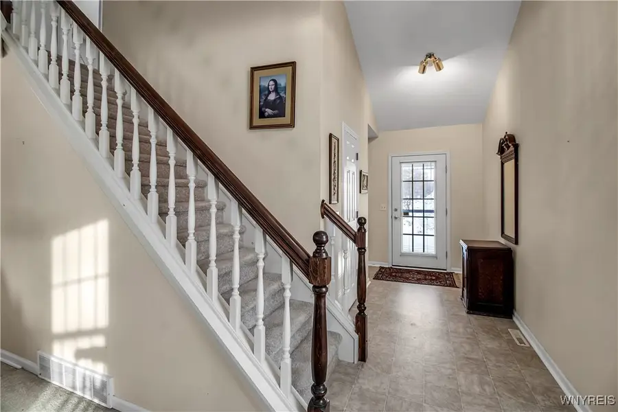 701 Forest Edge Drive, East Amherst, NY 14051 - Image #3