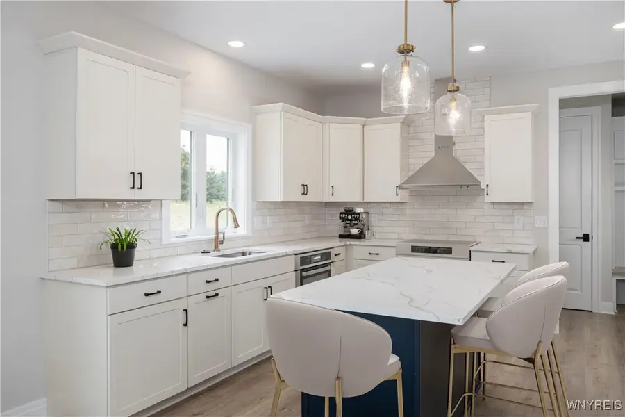 3918 Wheatfield Crossing, North Tonawanda, NY 14120 - #3