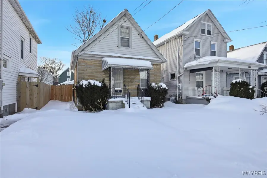 2247 Independence Avenue, Niagara Falls, NY 14301 - Image #2