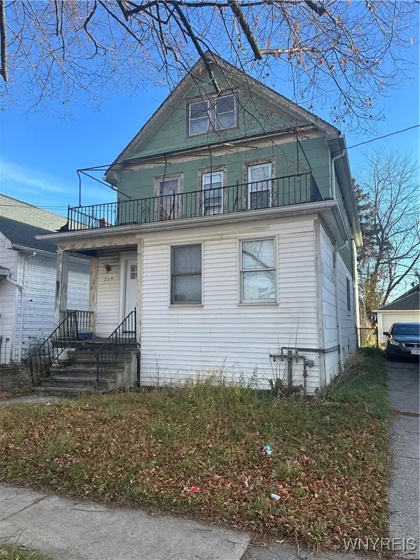 229 Sprenger Avenue, Buffalo, NY 14211