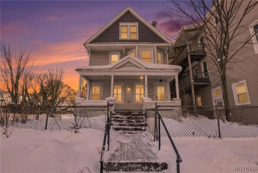427 Forest Avenue, Buffalo, NY 14213 - Image #1