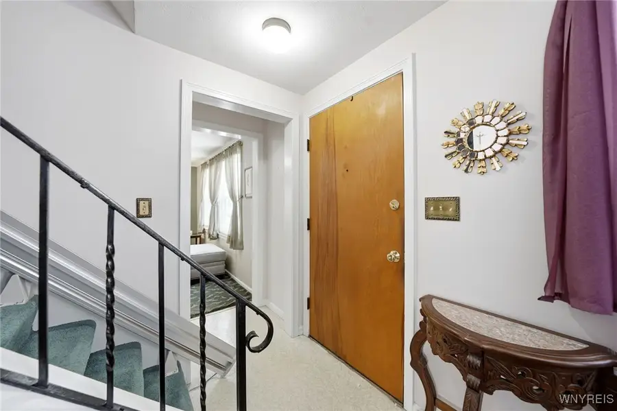 151 Calvert Boulevard, Tonawanda, NY 14150 - Image #3