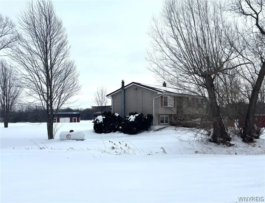 3815 Carmen Road, Middleport, NY 14105 - #3