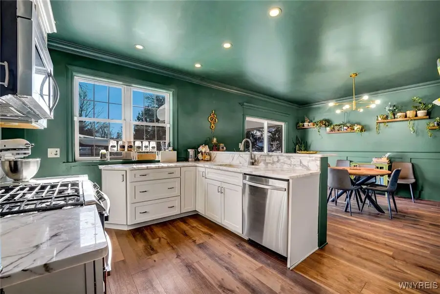 261 Parkdale Avenue, East Aurora, NY 14052 - #3