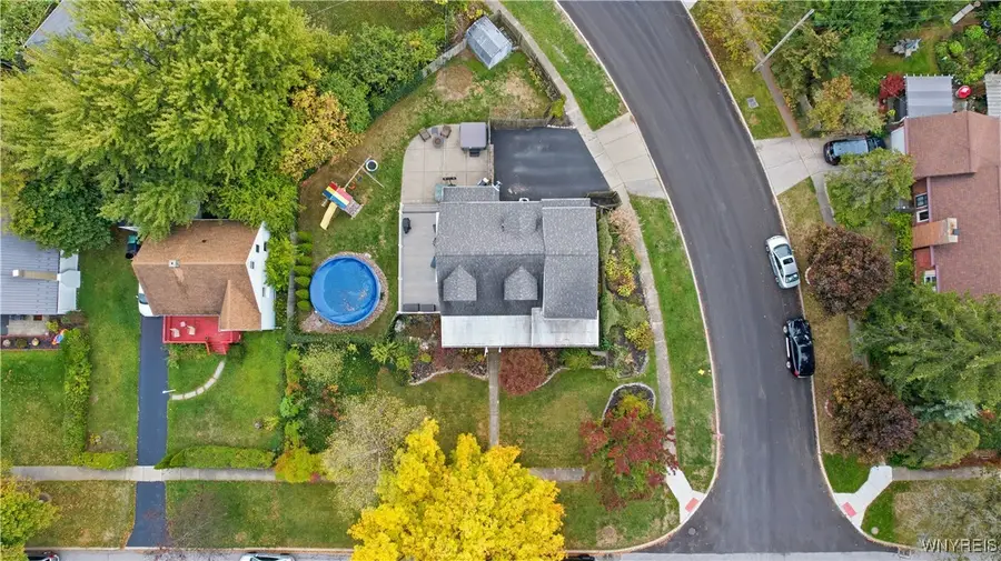 577 Emerson Drive, Amherst, NY 14226 - Image #2