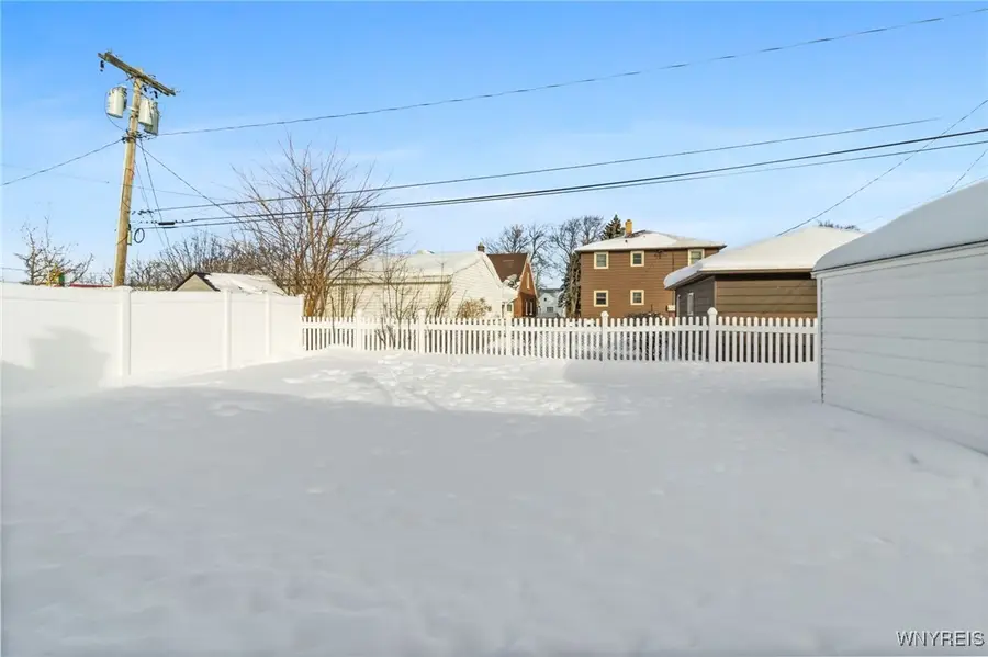 18 Joseph Drive, Tonawanda, NY 14150 - #3