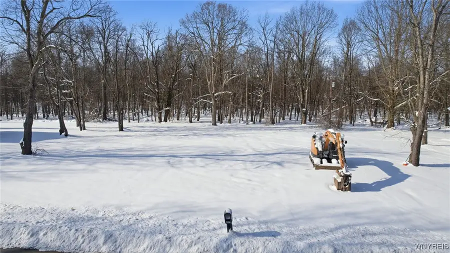 4710 Boncrest Drive W, Buffalo, NY 14221 - Image #2