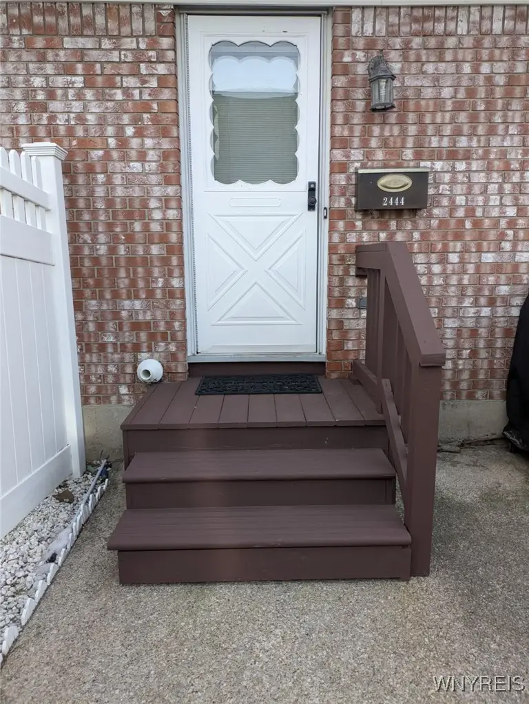 2444 Colvin Blvd, Tonawanda, NY 14150 - #2