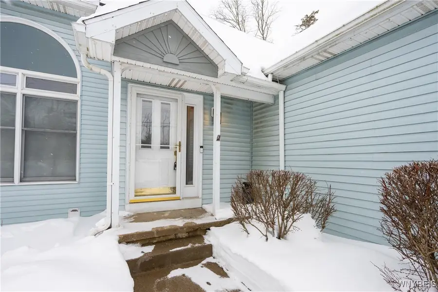 2341 Bullis Road, Elma, NY 14059 - #3