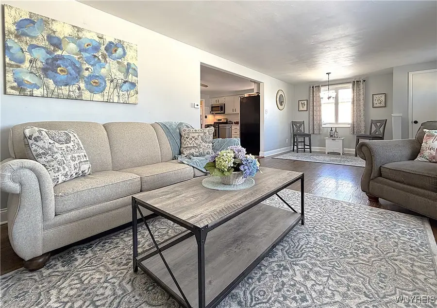 60 Constance Lane, Buffalo, NY 14227 - Image #3