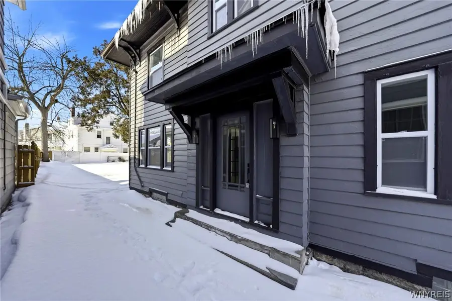 322 Voorhees Avenue, Buffalo, NY 14216 - Image #2
