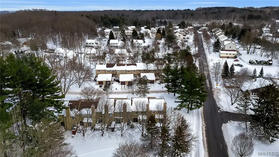 3 Tunbridge Walke, East Aurora, NY 14052 - #3