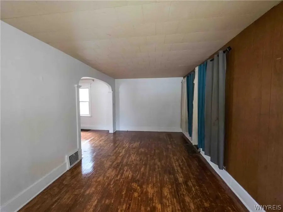 55 Stevens Avenue, Buffalo, NY 14215 - Image #2