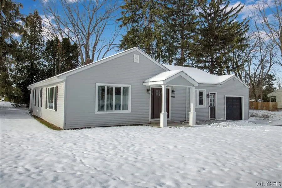 6212 New Taylor Road, Orchard Park, NY 14127 - #3