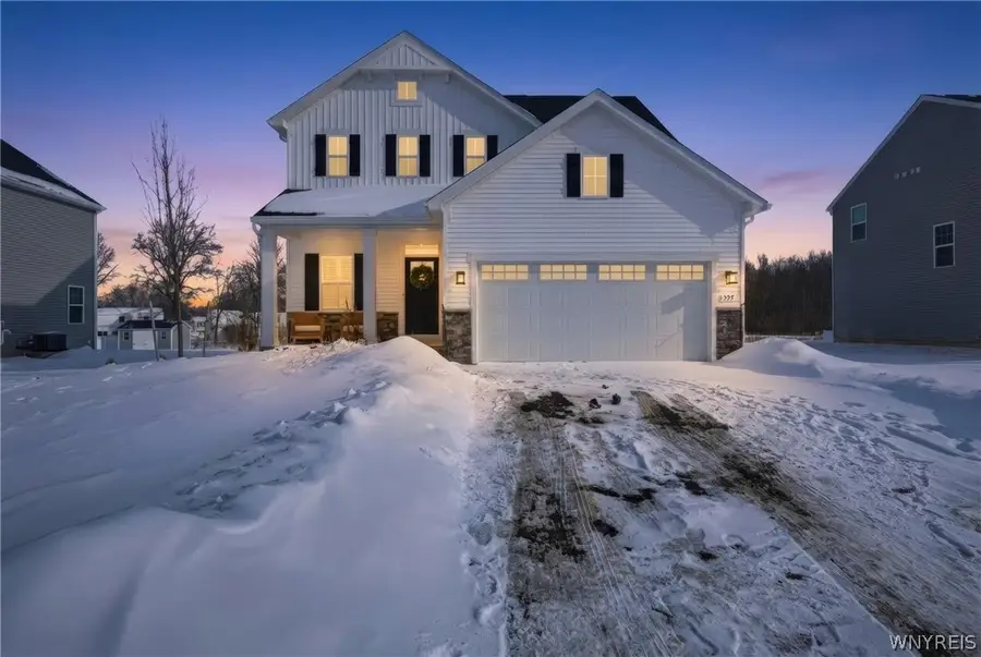 555 Limestone Court, Grand Island, NY 14072 - #2