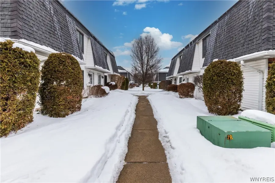 10A Foxberry Drive S, Getzville, NY 14068 - #2