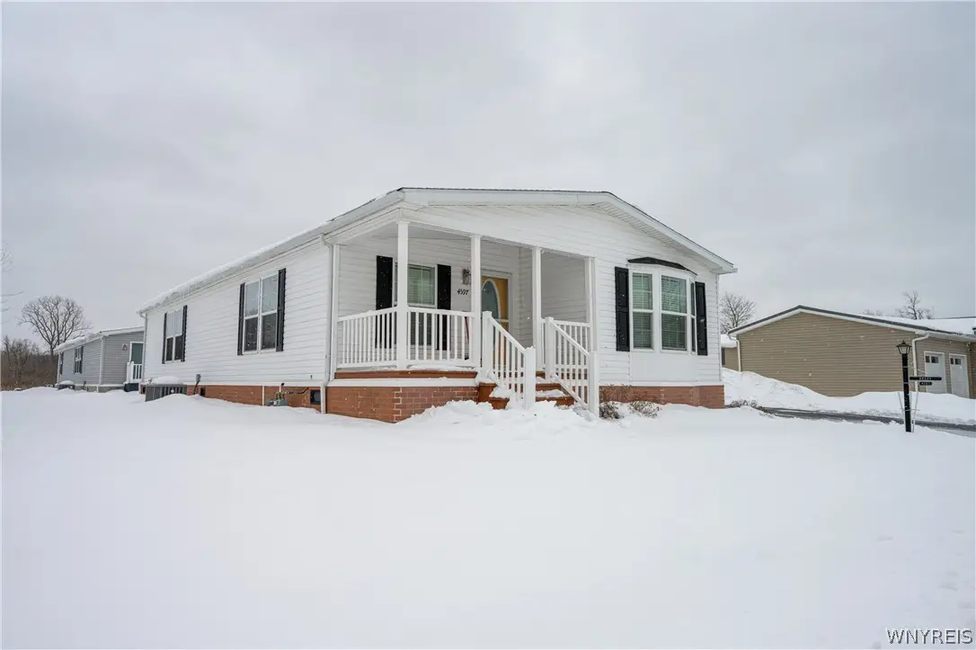 4597 Leytonstone Avenue, Clarence, NY 14031 - #1