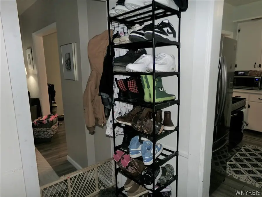 221 81st Street, Niagara Falls, NY 14304 - #3